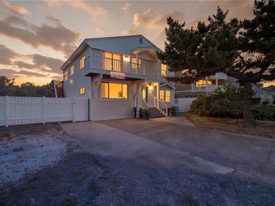 2741 Sandpiper Rd