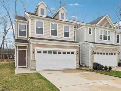 Property at 27843 Ironwood Ct, Westlake, OH