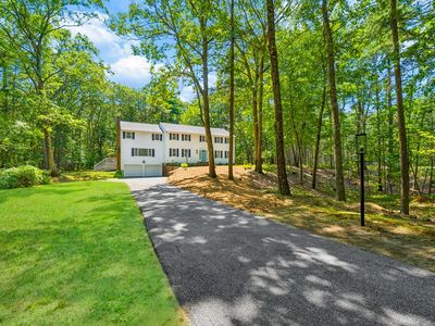 303 Hunters Ridge Rd