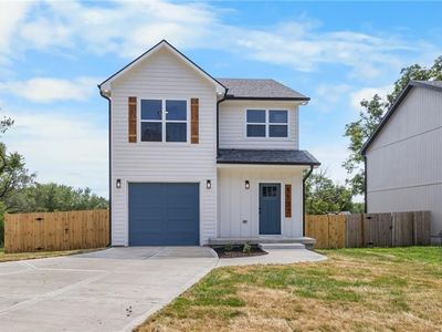 1137 Walnut Ave