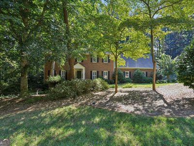 1090 Applecross Dr