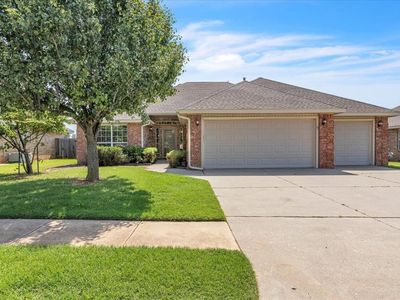 208 Stebbins Dr