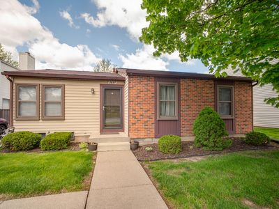 Property at 2887 Roundtree Dr, Troy, MI