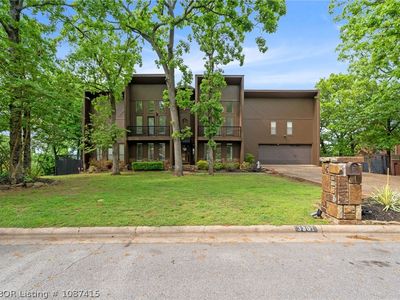 3301 Royal Scots Way