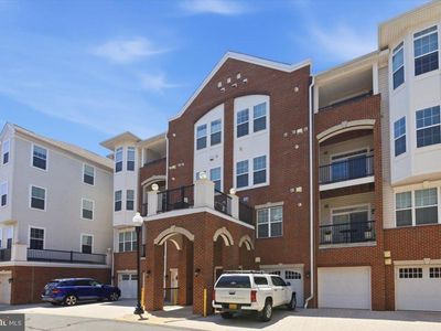 9204 Charleston Dr Unit 207