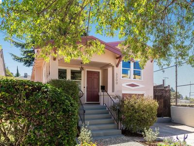 3300 Wilson Pl