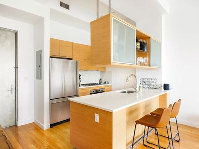 85 Adams St APT 8B