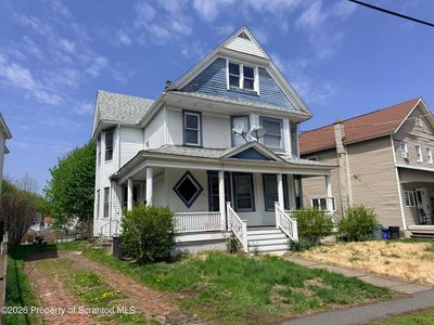 2045 Edna Ave