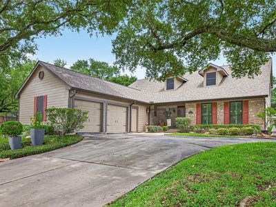 303 Longview Dr