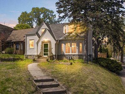 5000 Cedar Ave S