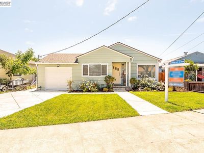 963 Douglas Dr