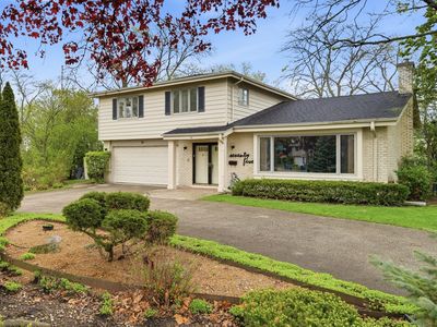 75 Eastwood Dr