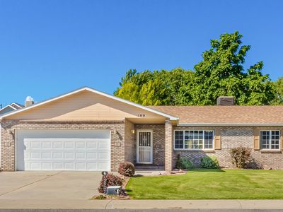 180 Applewood Dr