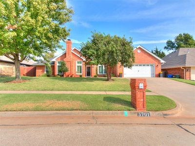3701 Burlington Dr