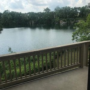 1395 Lake Shore Dr #122