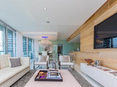 465 Brickell Ave APT 2301