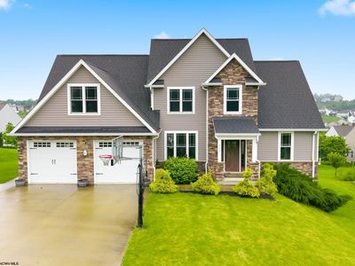 702 Slaton Ln
