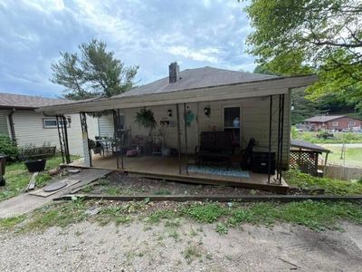 Property at 685 N Walnut St, Logan, OH