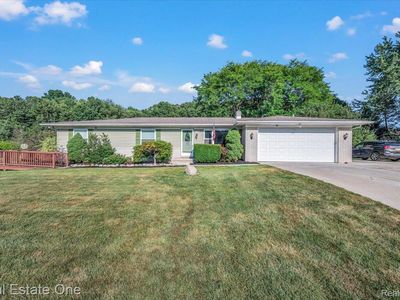 Property at 3753 Country View Dr, Oxford, MI