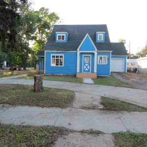 Property at 408 S Virginia St, Conrad, MT