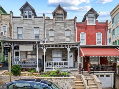 131 Pear St