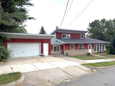 814 Hillcrest Ave