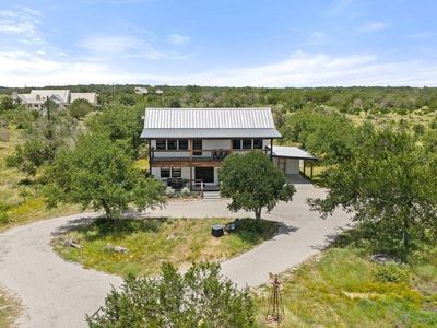 784 River View