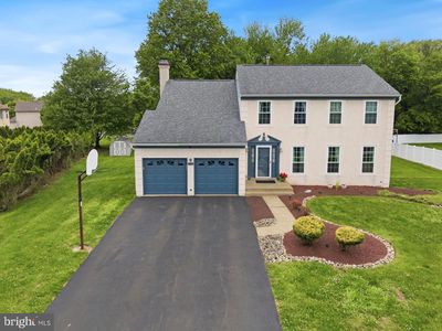 Property at 2637 Woodsview Dr, Bensalem, PA