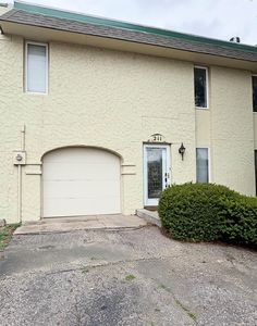 211 Castillian Blvd