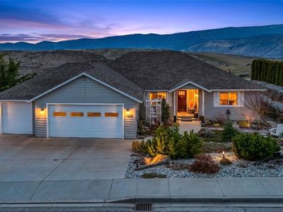 2302 Canyon Hills Drive