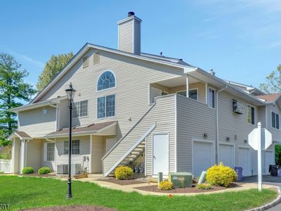 1 Danbury Court