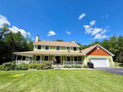 Property at 4 Meadowbrook Dr, Morrisonville, NY