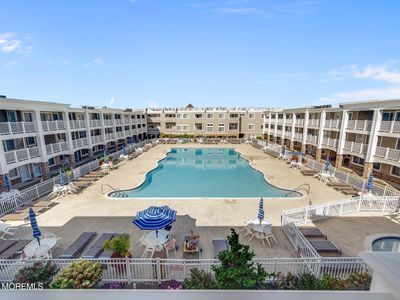 438 New Jersey 35 #4110