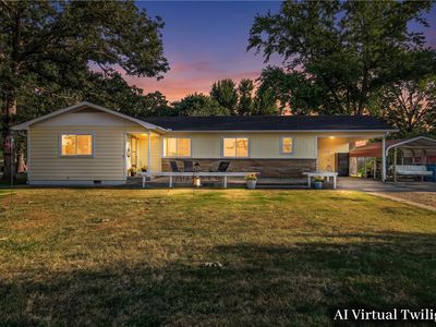 612 W Pickens Rd