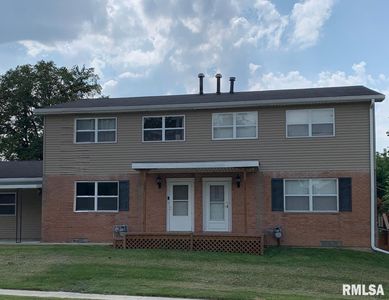 2020 W Glen Ave