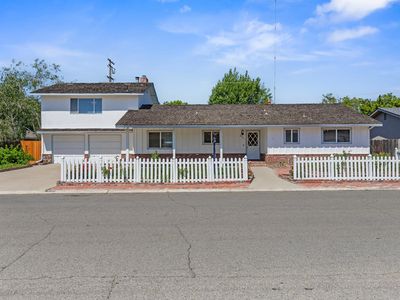 3013 Fredericksburg Way