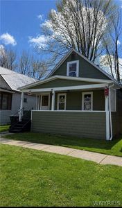 125 7th Ave