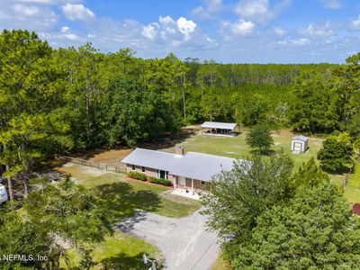 935 LITTLE POND Road