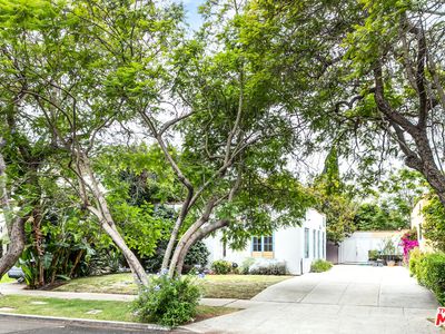 2125 Selby Ave