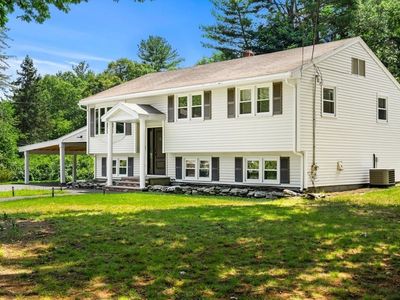 15 Weathervane Rd
