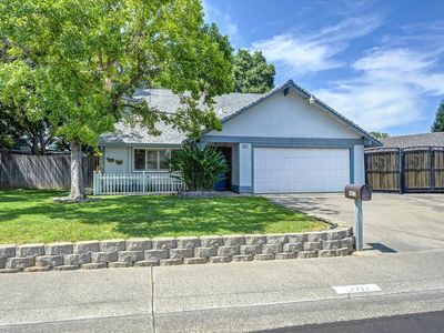 5917 Tupelo Dr