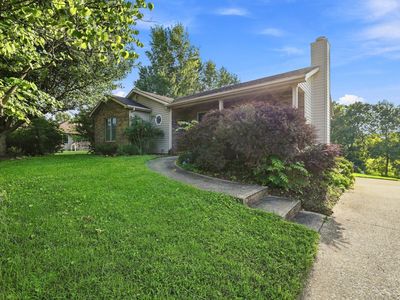 105 Weslyn Way