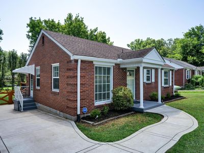 217 Ridgeway Dr