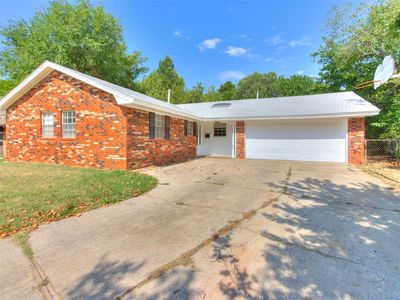 Property at 1217 Washington St, Edmond, OK