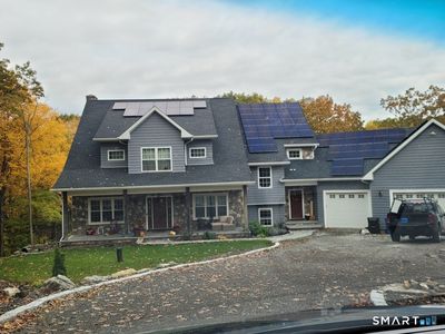 14 Laurelwood Drive