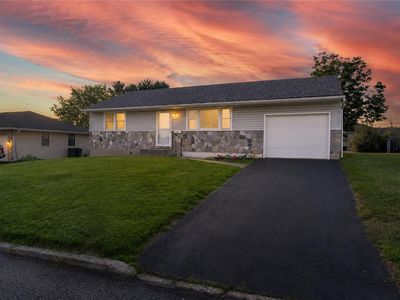 Property at 3315 Melrose Ln, Whitehall, PA