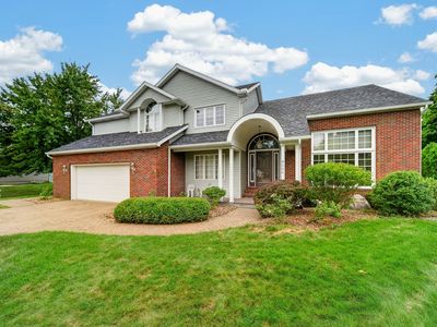 4066 Aveniel Ct