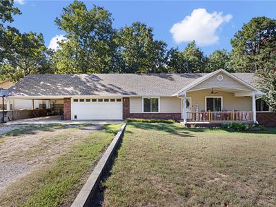 2305 Private Road 1671