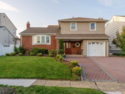 856 Mitchell Ave