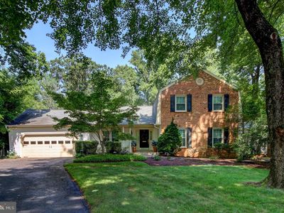 1038 Carnation Dr